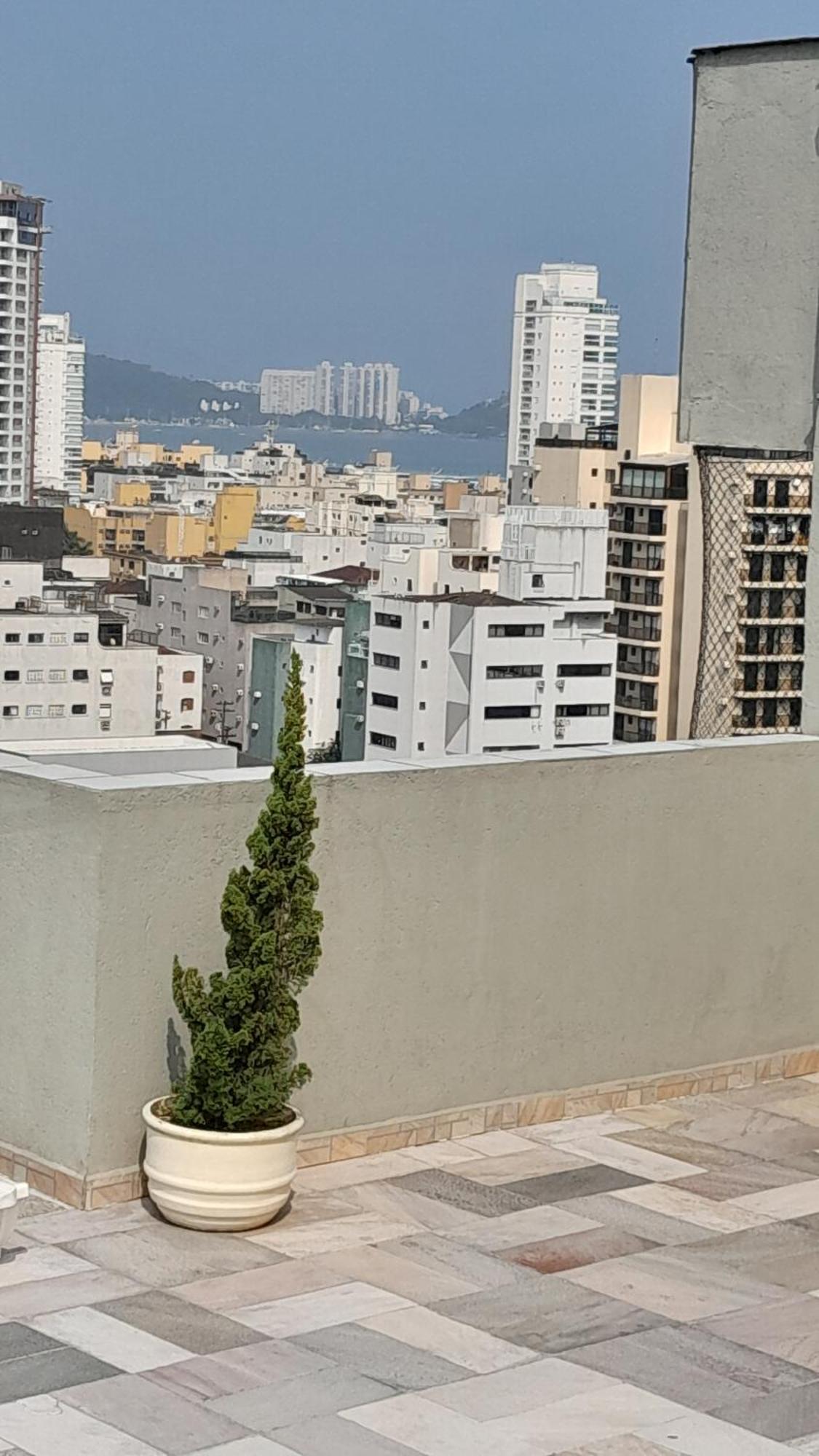 Appartamento 500M Da Praia, Predio Cm Piscina, 1Garagem, Wi-Fi 300 Mbps, Centro De Guaruja, Proximo A Praia E Comercio, Horarios Check-In E Check-Out Flexiveis, Churrasqueira, Esterno foto